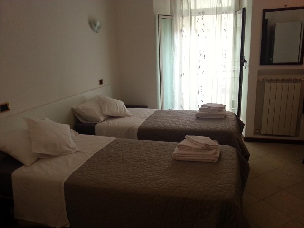 B&B Missi Рим Экстерьер фото